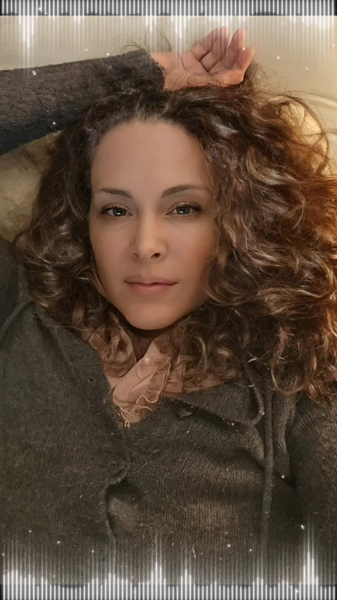 @Elisa Gale