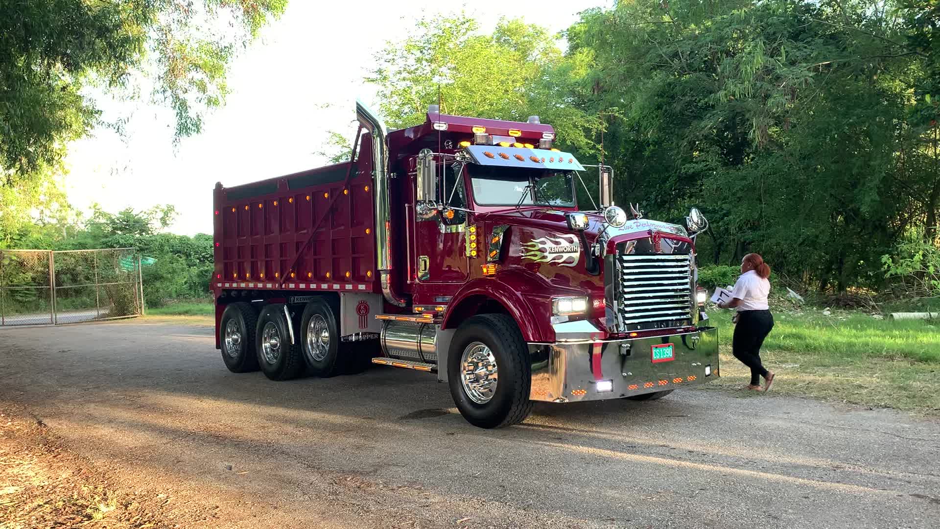 @Bronx_trucking