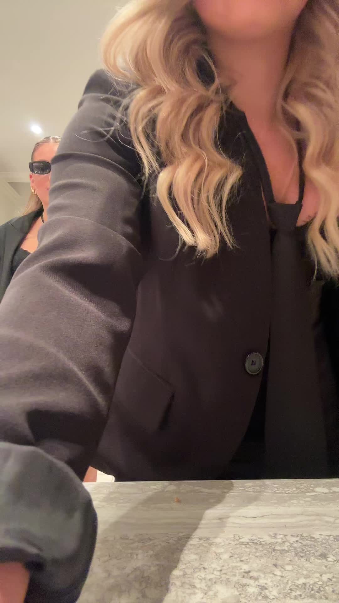 @haylcarlson