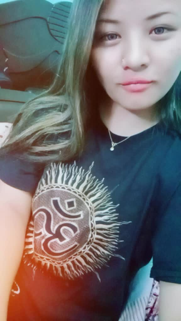 @🌻Pooja👰