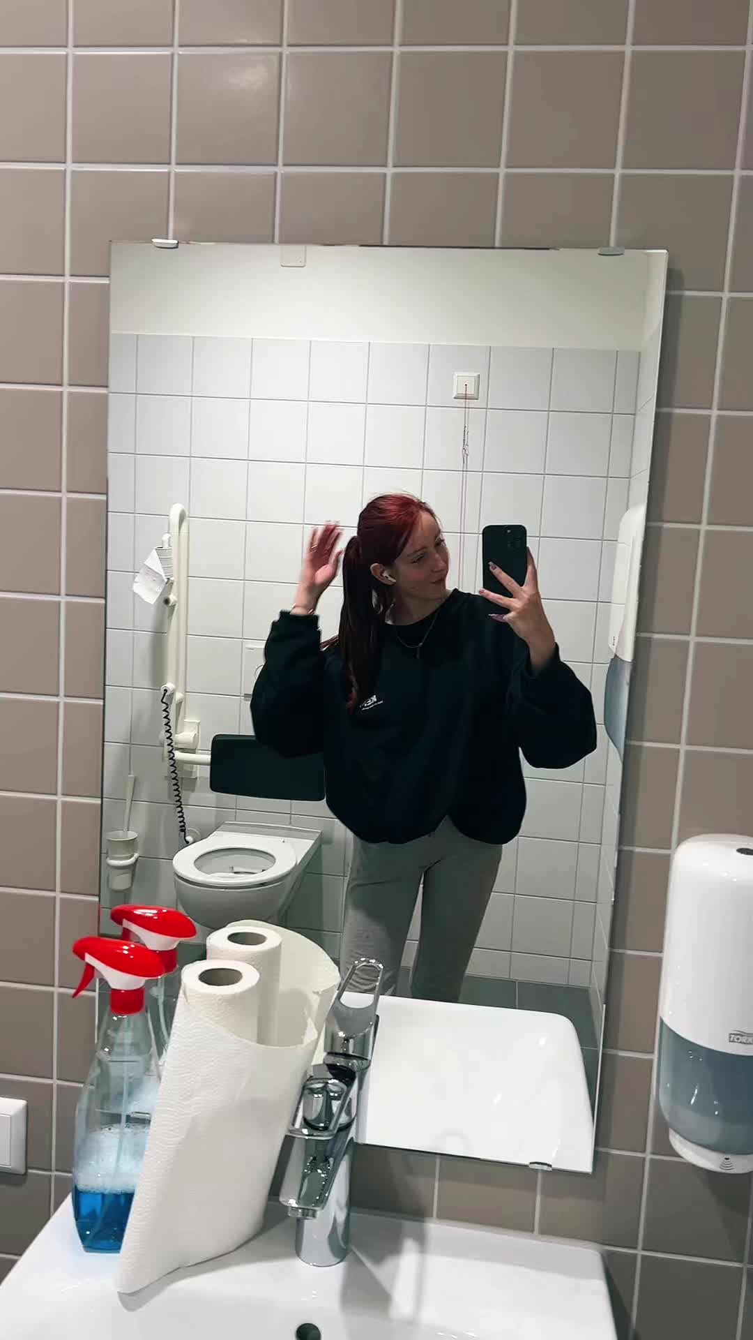 @888