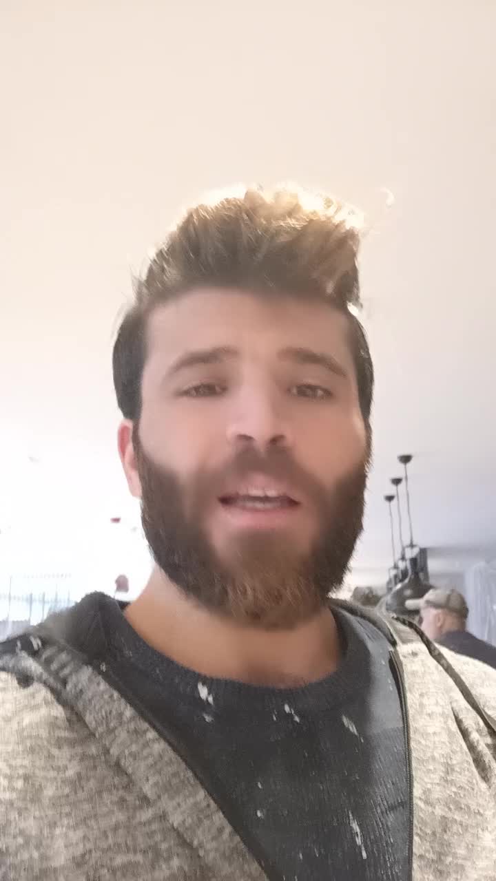 @user52375495211