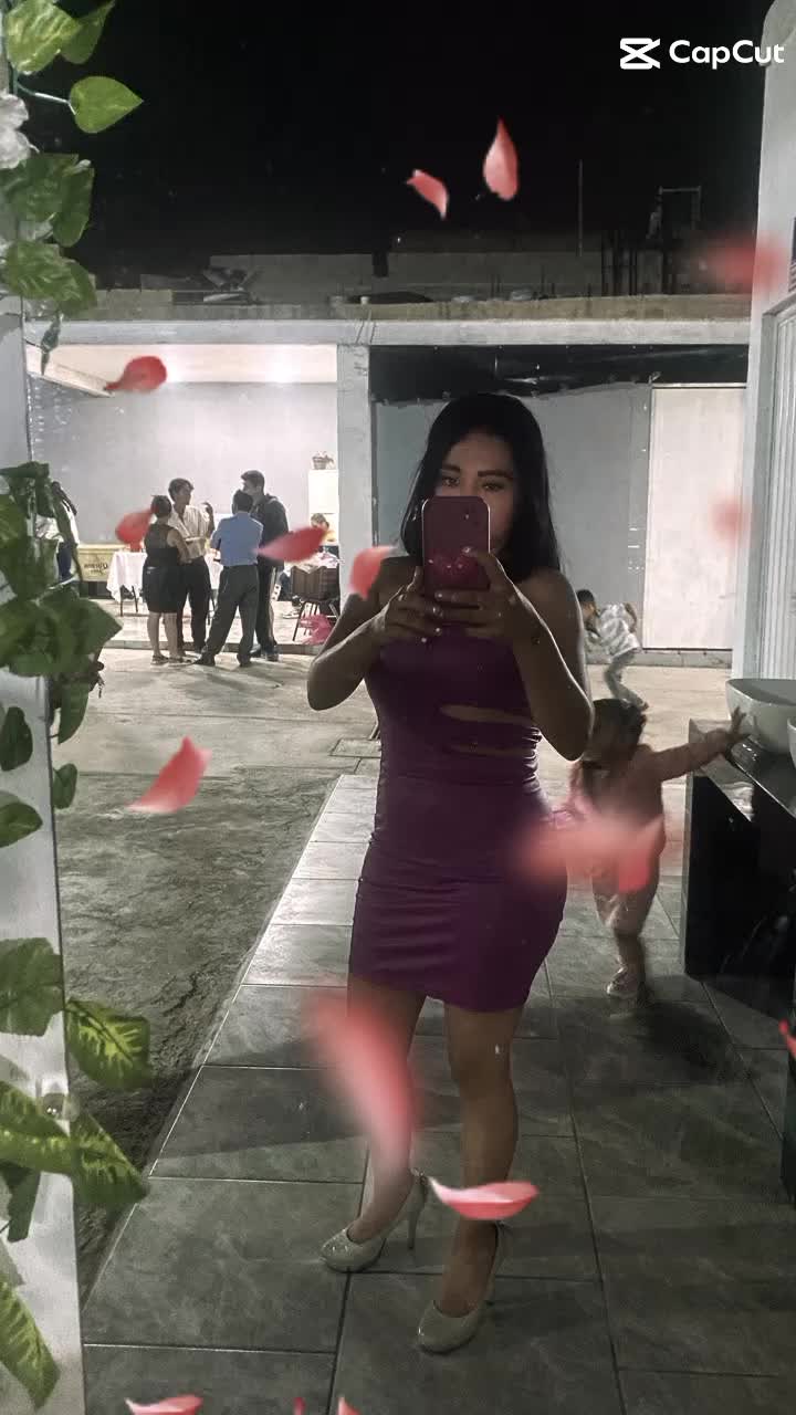 @Taniia Nathaly