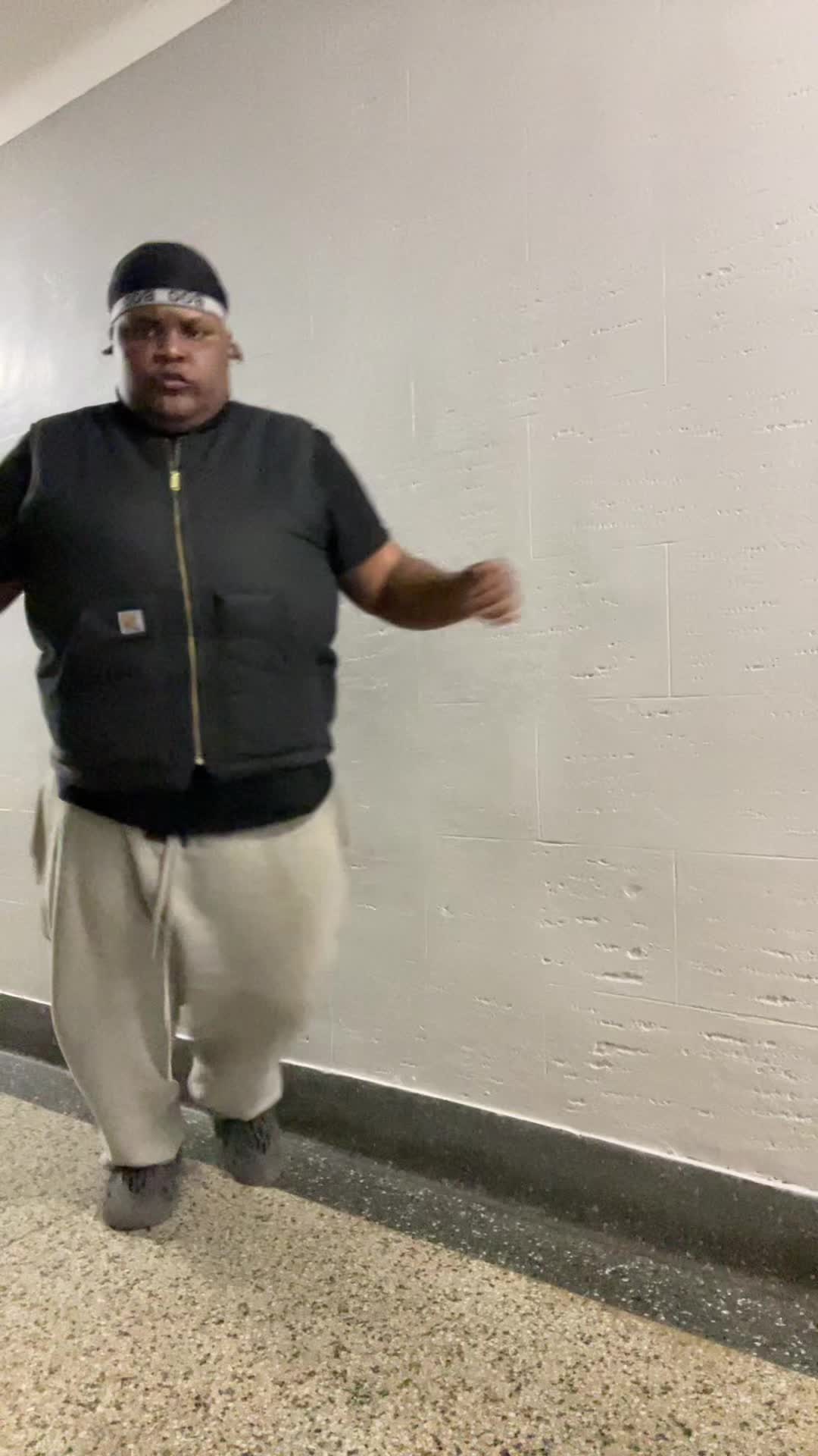 @FamousBiggs