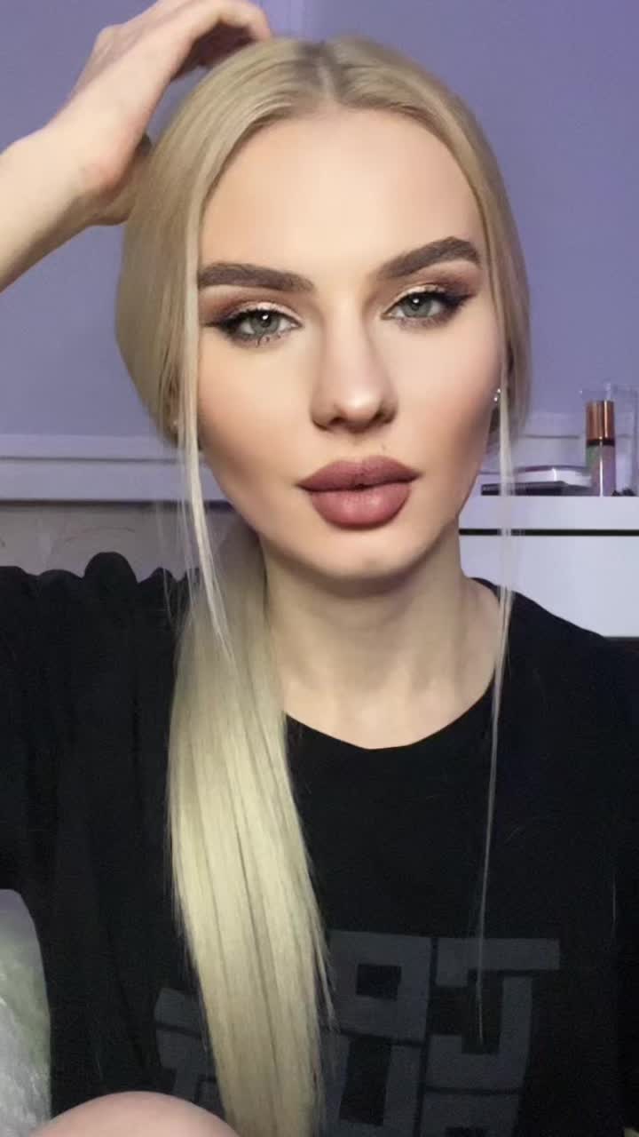 @Nastya 🖤