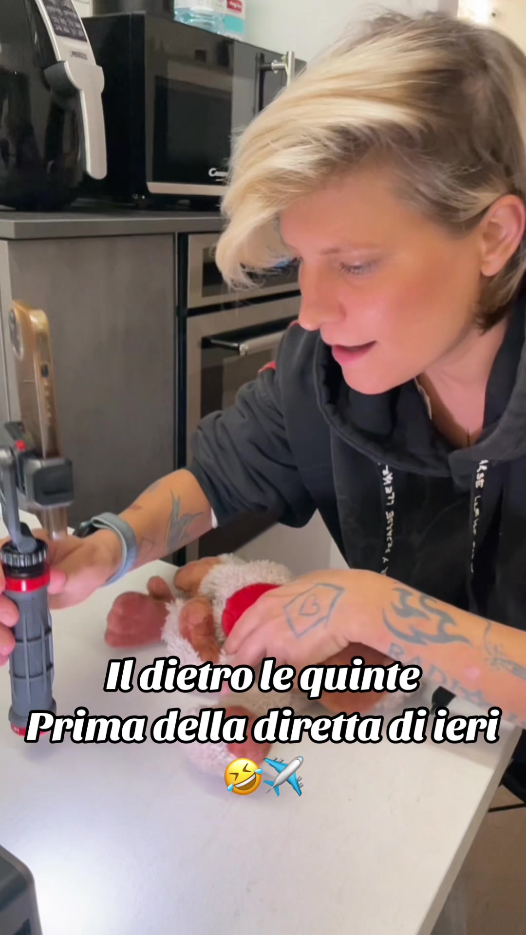 @Laura Bono Official