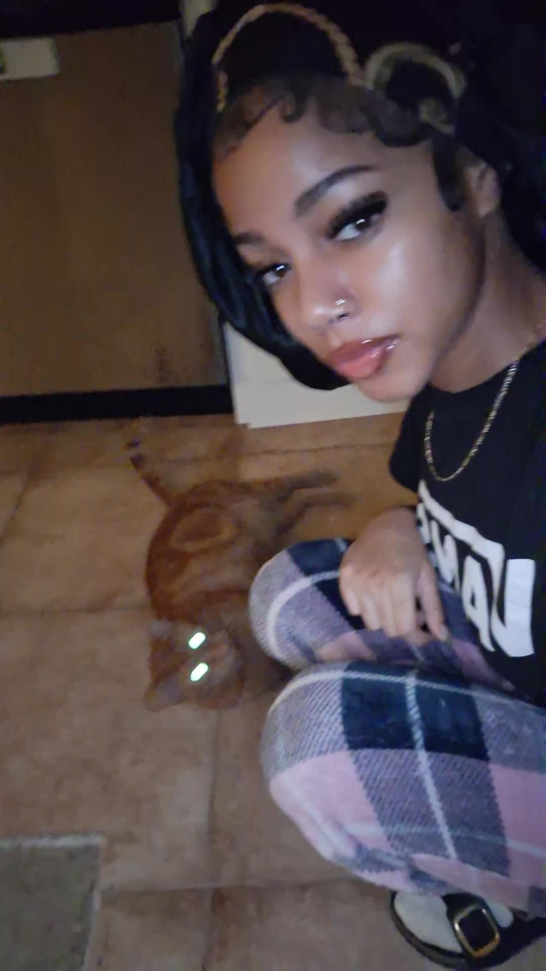 @D