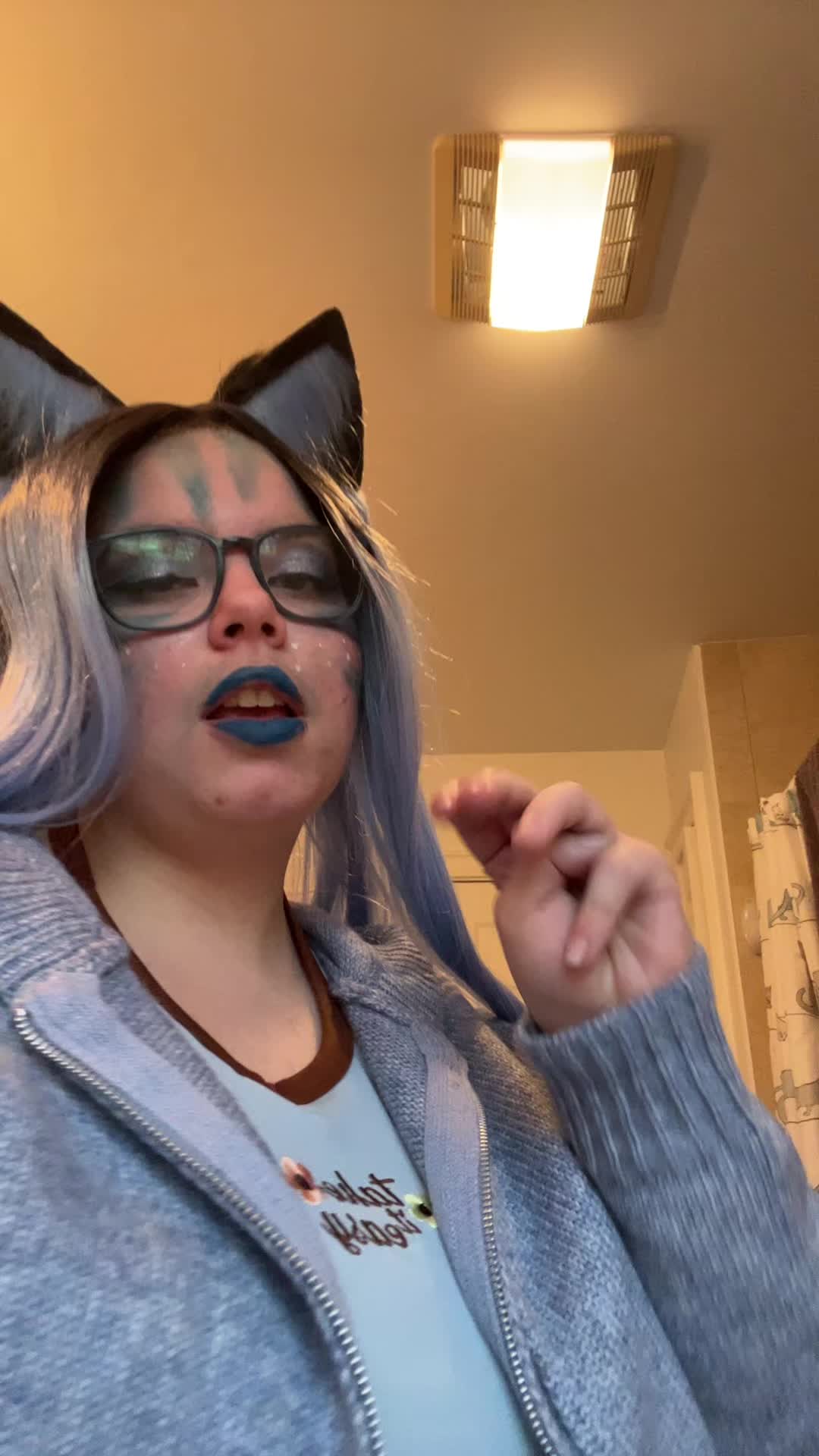 @Cat/Dawn