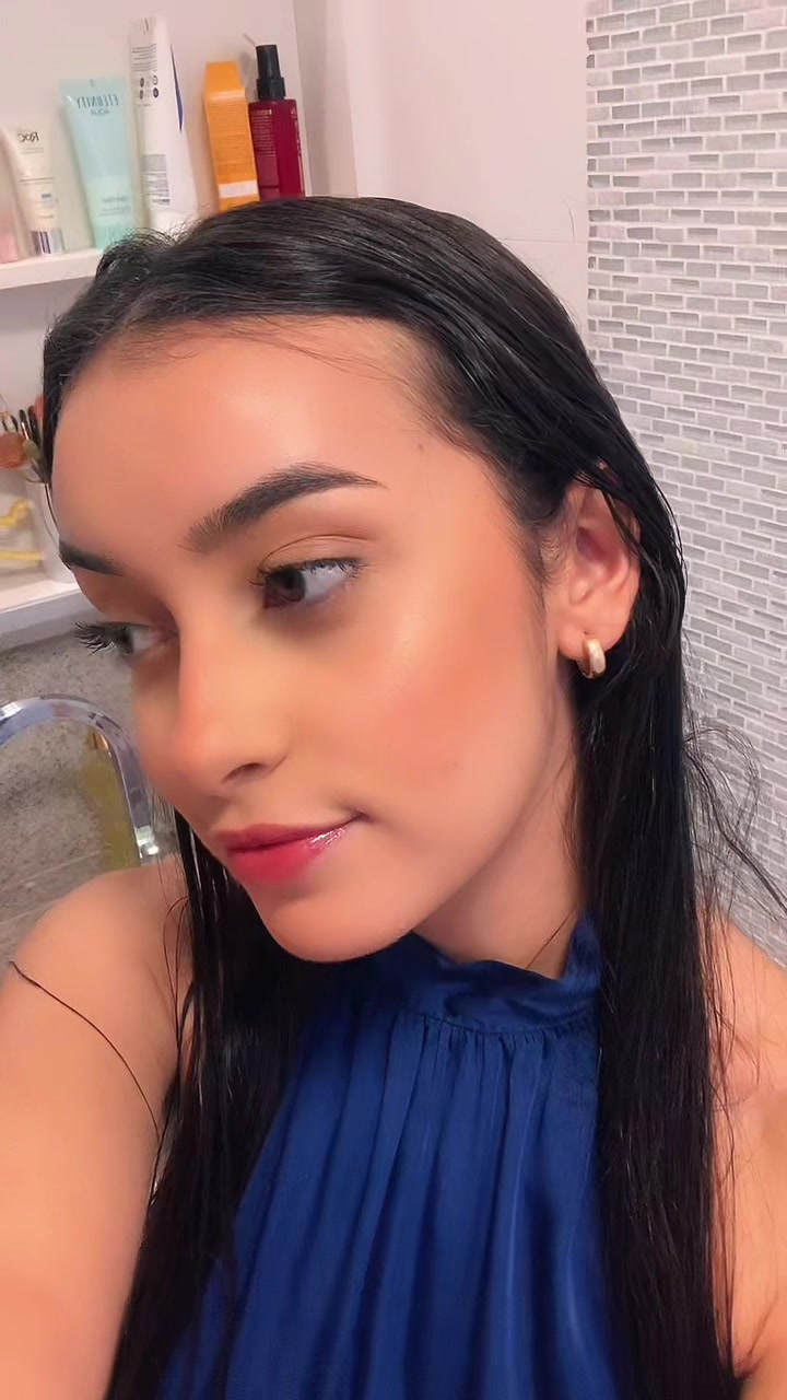 @laizqueiroz