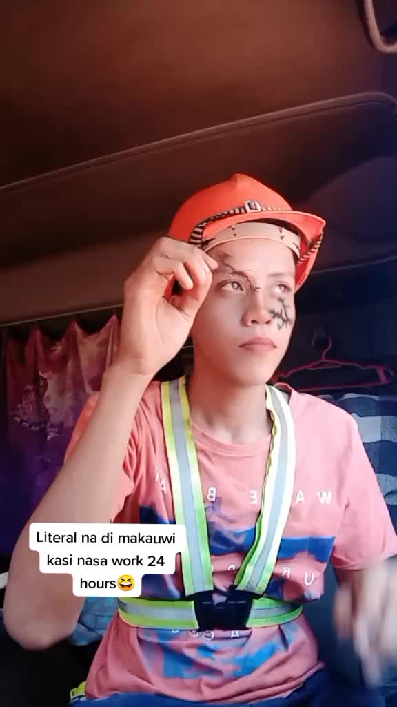 @P ai n :{