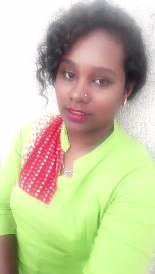@indhum94