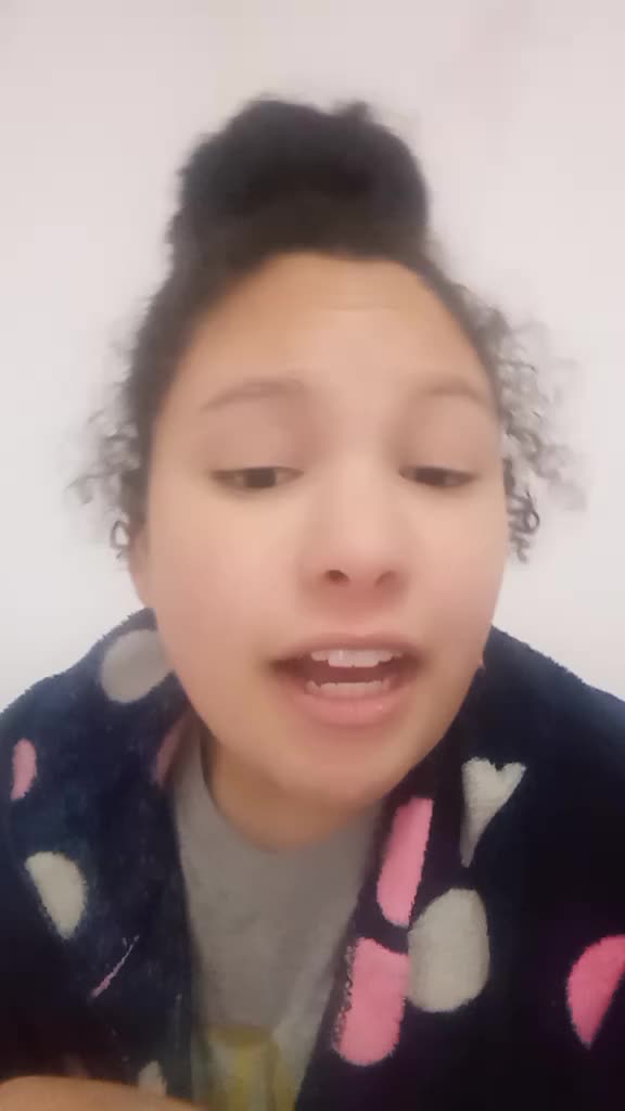 @rellie.officially_ 29