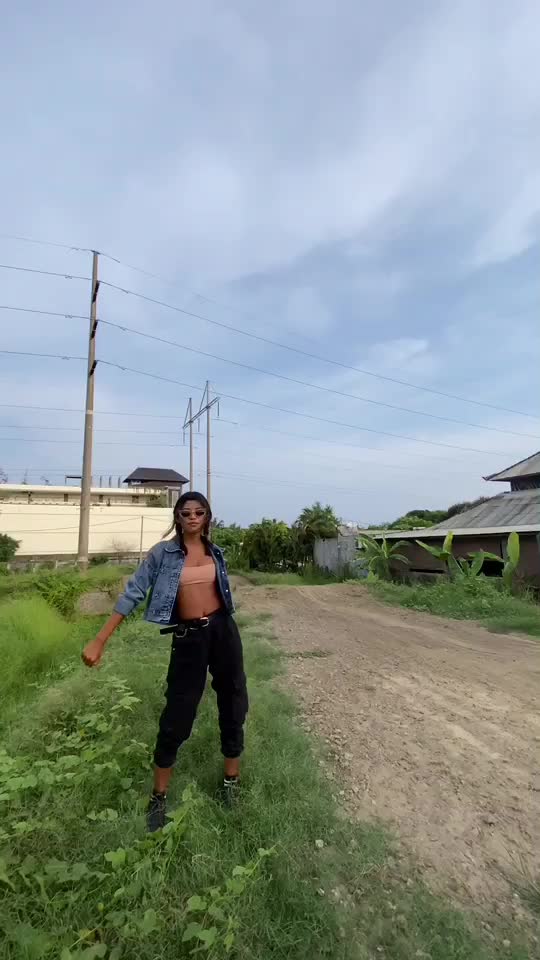@Tita Sahara