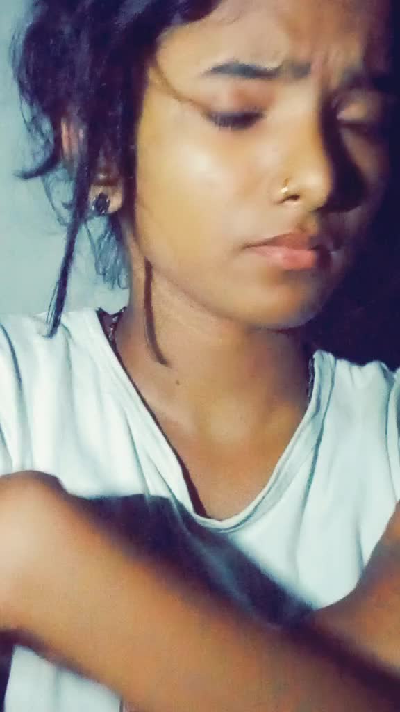 @Çhíññü( ˘ ³˘)♥