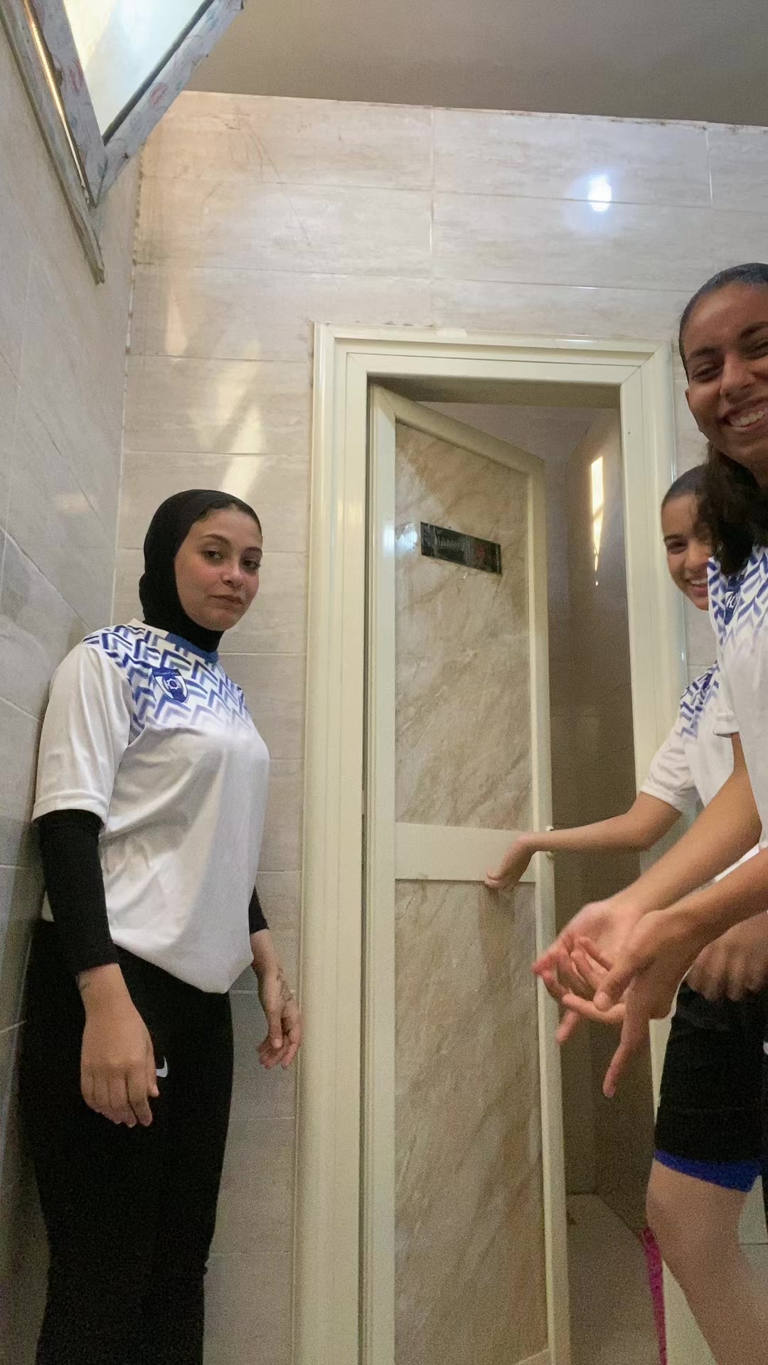 @Faraح