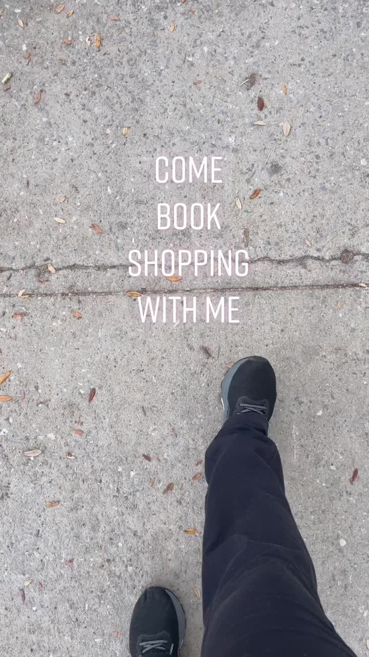 @Caiti_Reads