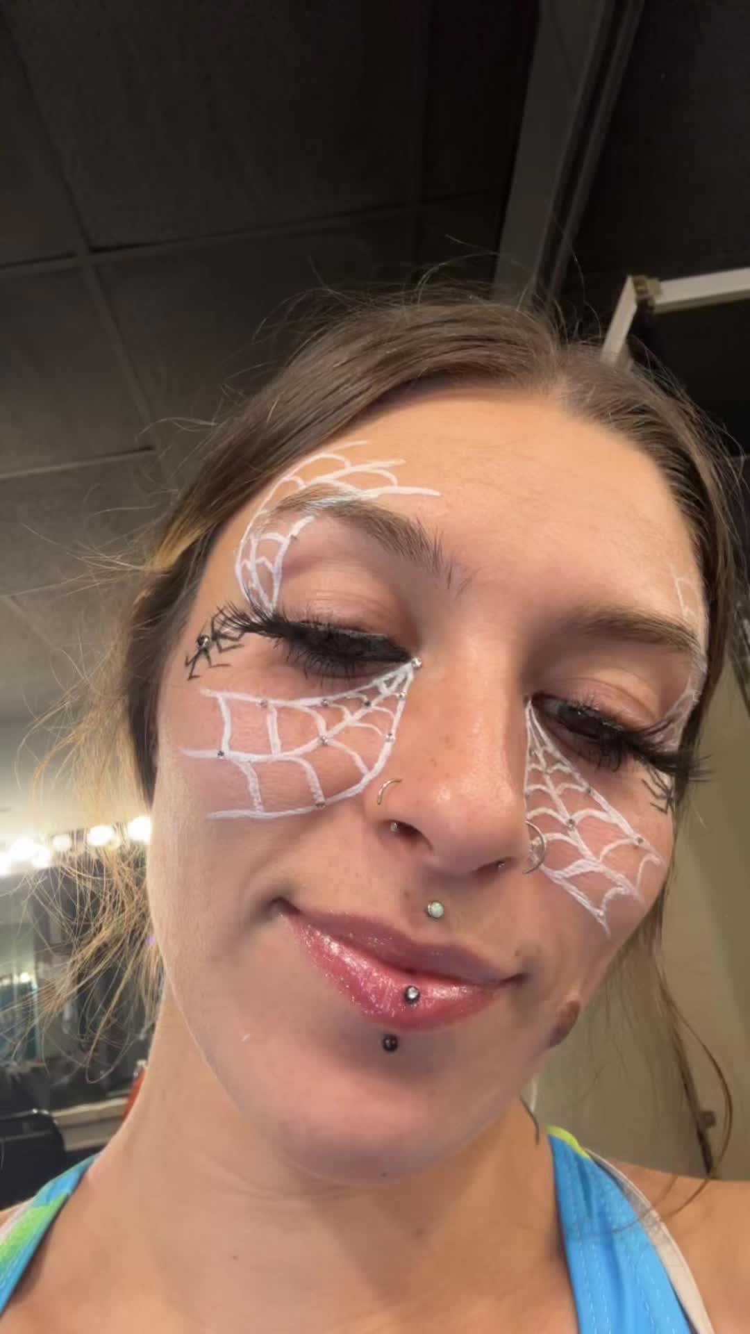 @AshlynBladecki