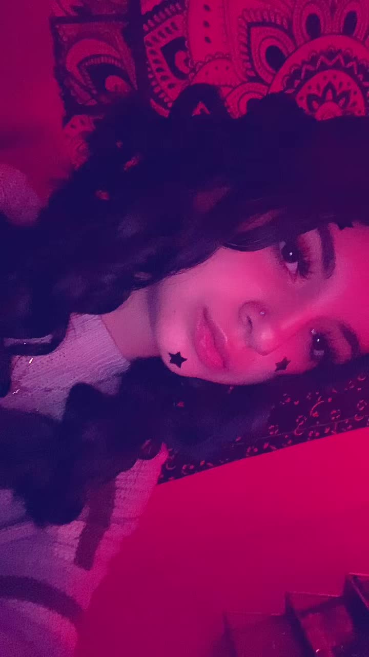 @Latina mami ๐