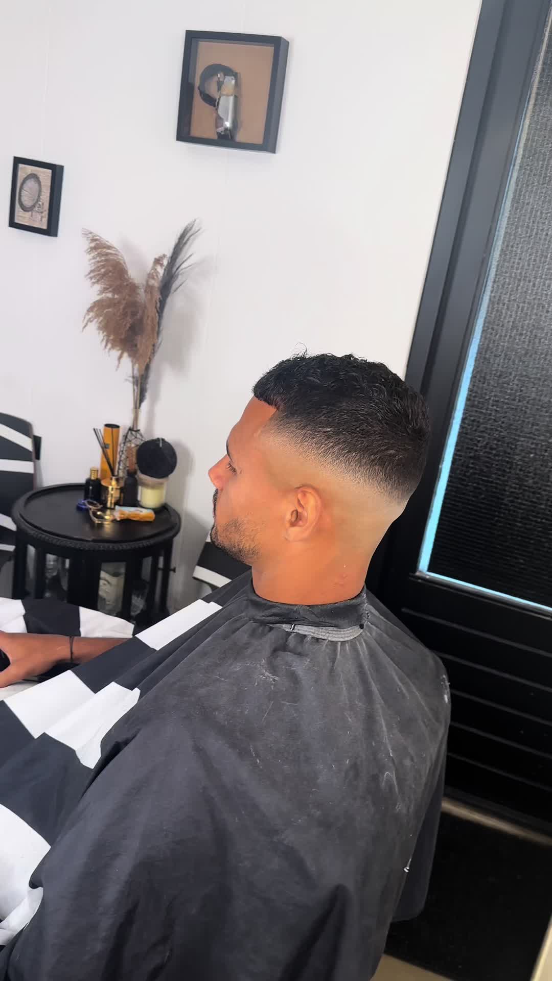 @Hermanos Barber Studio ⚡️