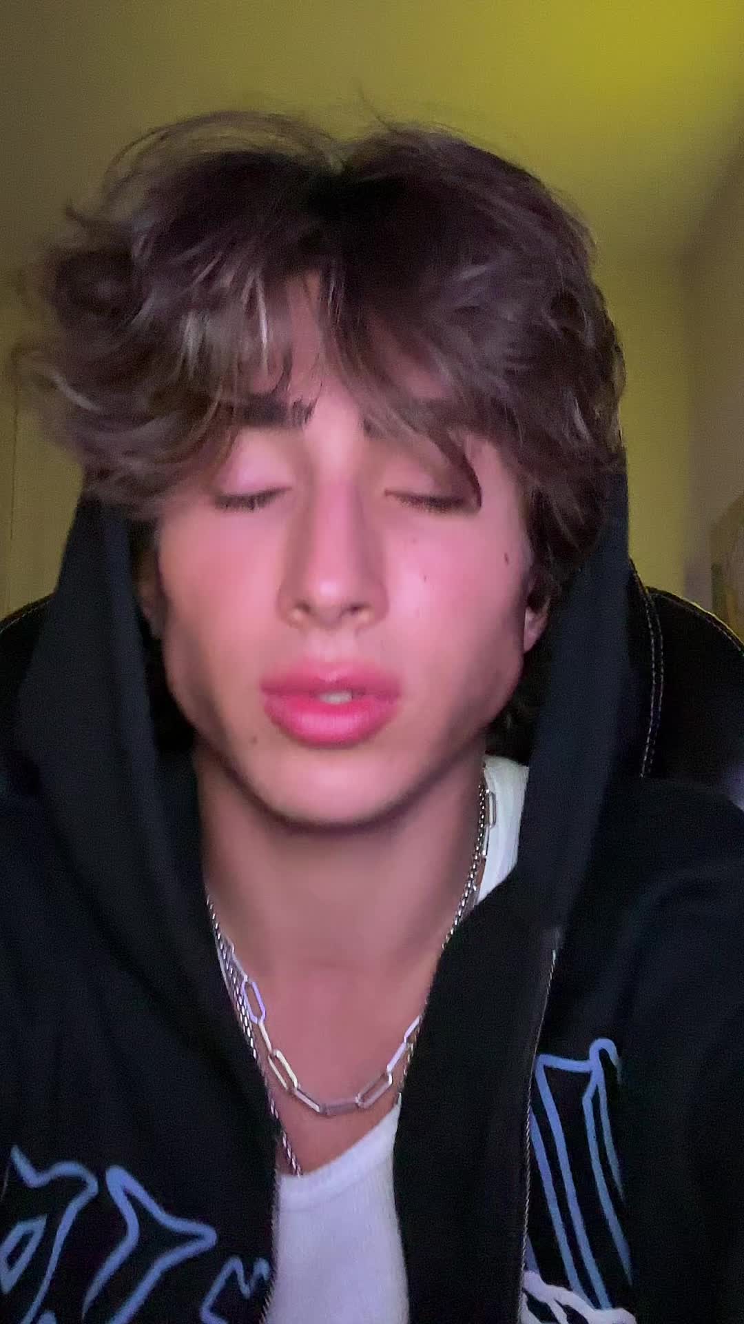 @yanni
