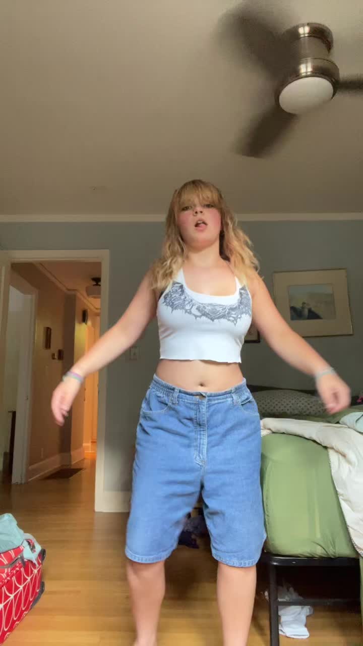 @🦨ophia