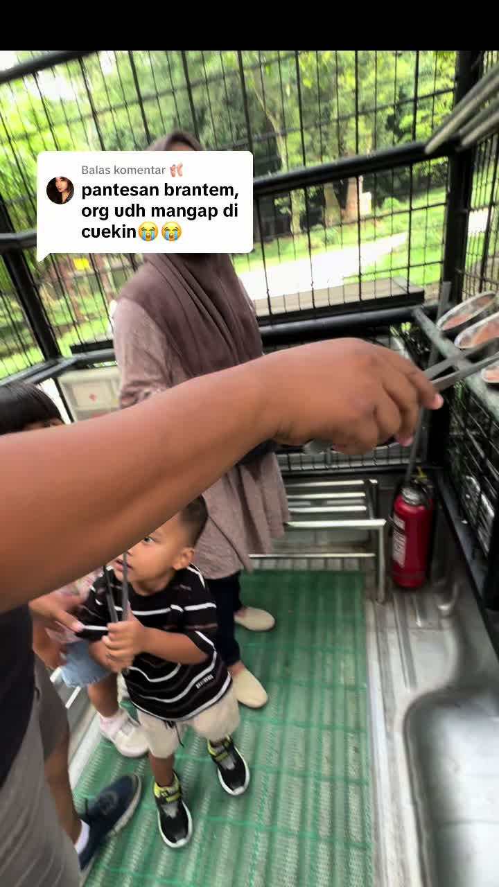 @Putri Aulia Fajar