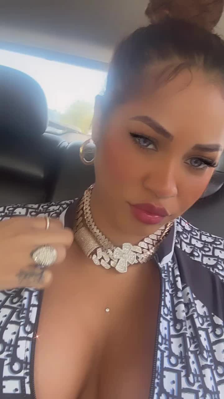 @María Lescay