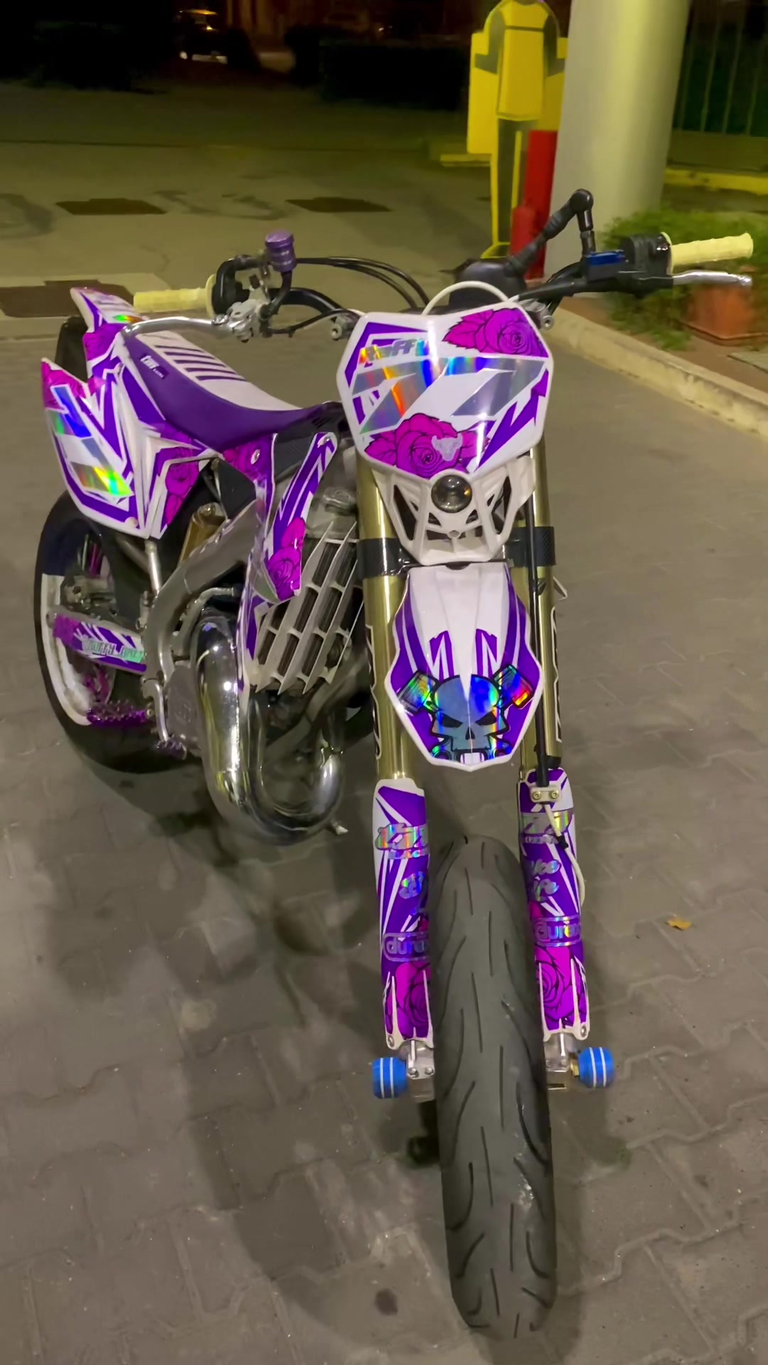 @TAURUS GRAPHICS