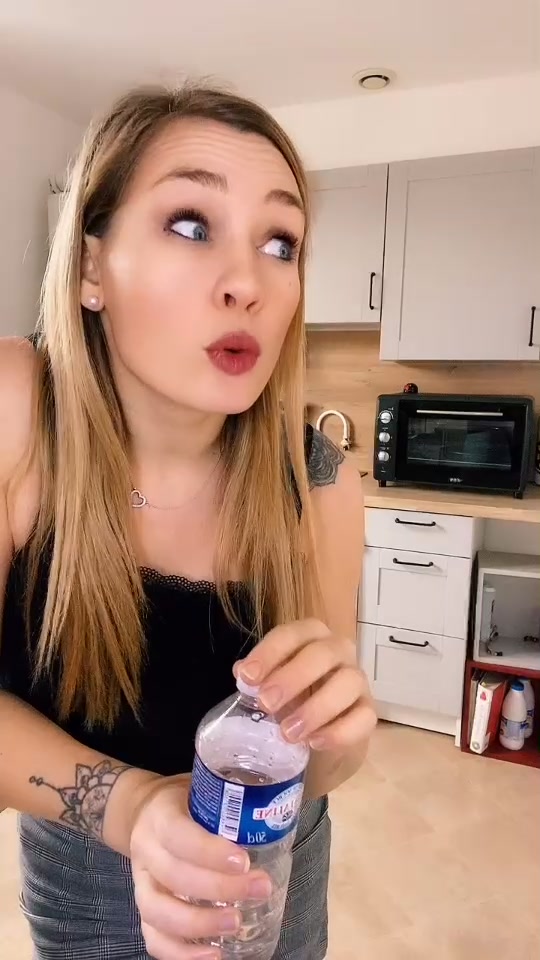 @Alina F