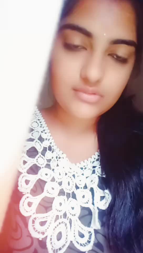 @👑Varsha_Chowdary👑