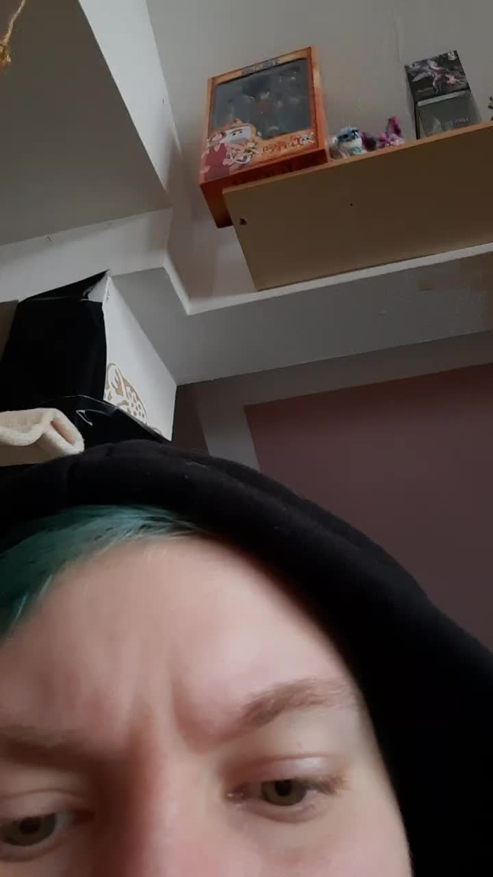 @Sasha Redfox