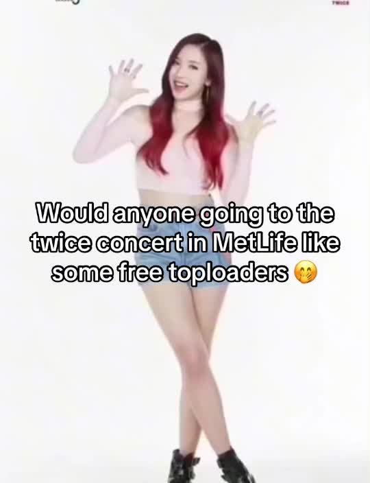 @SEEING SKZ IN LOLLA