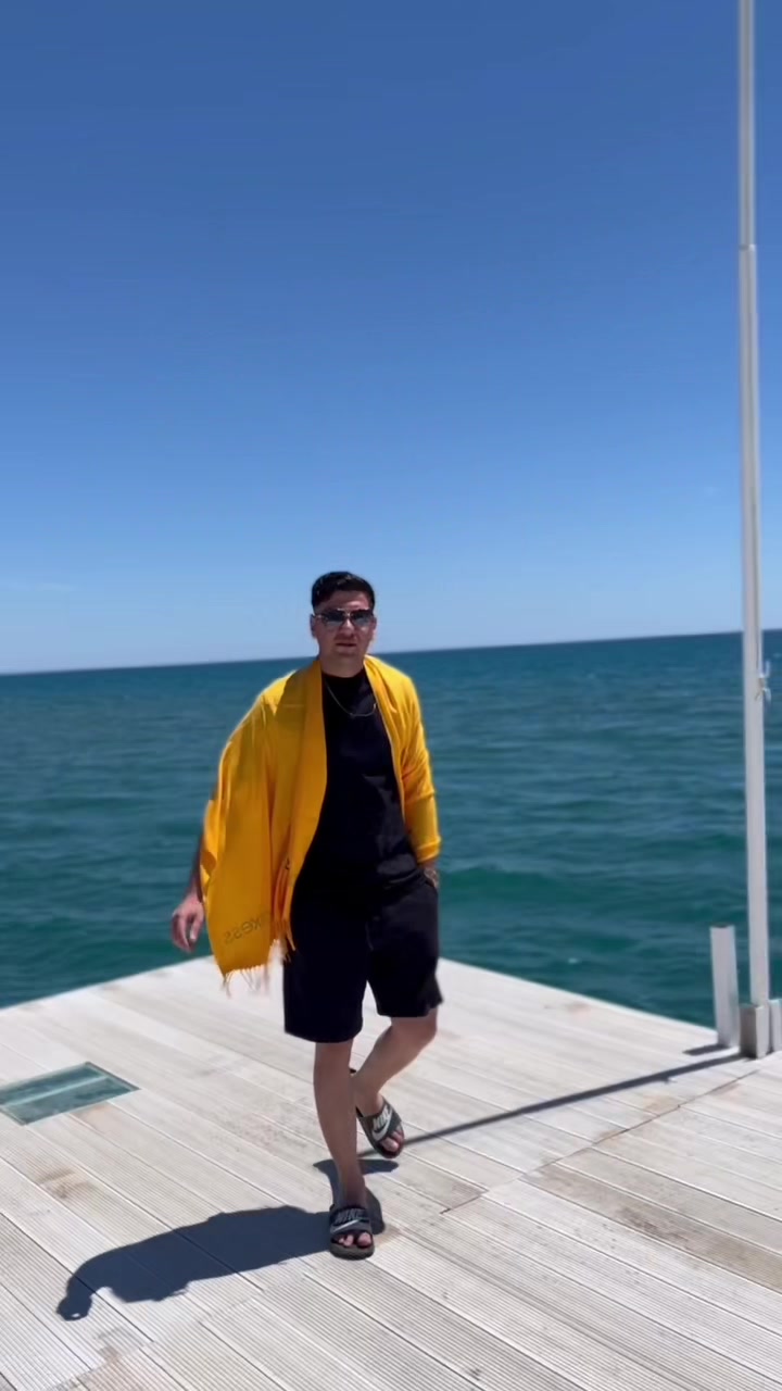 @BURAK AKY&Uuml;Z