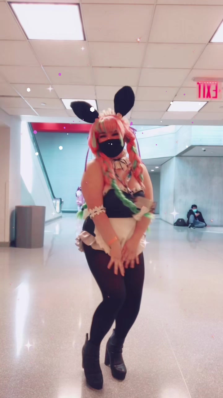 @Momo