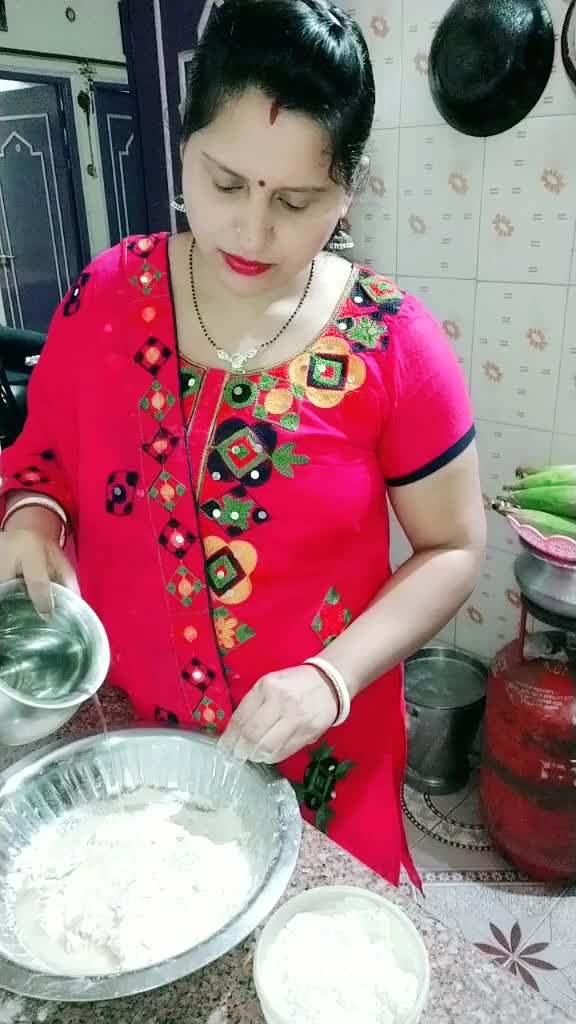 @Shipra Das