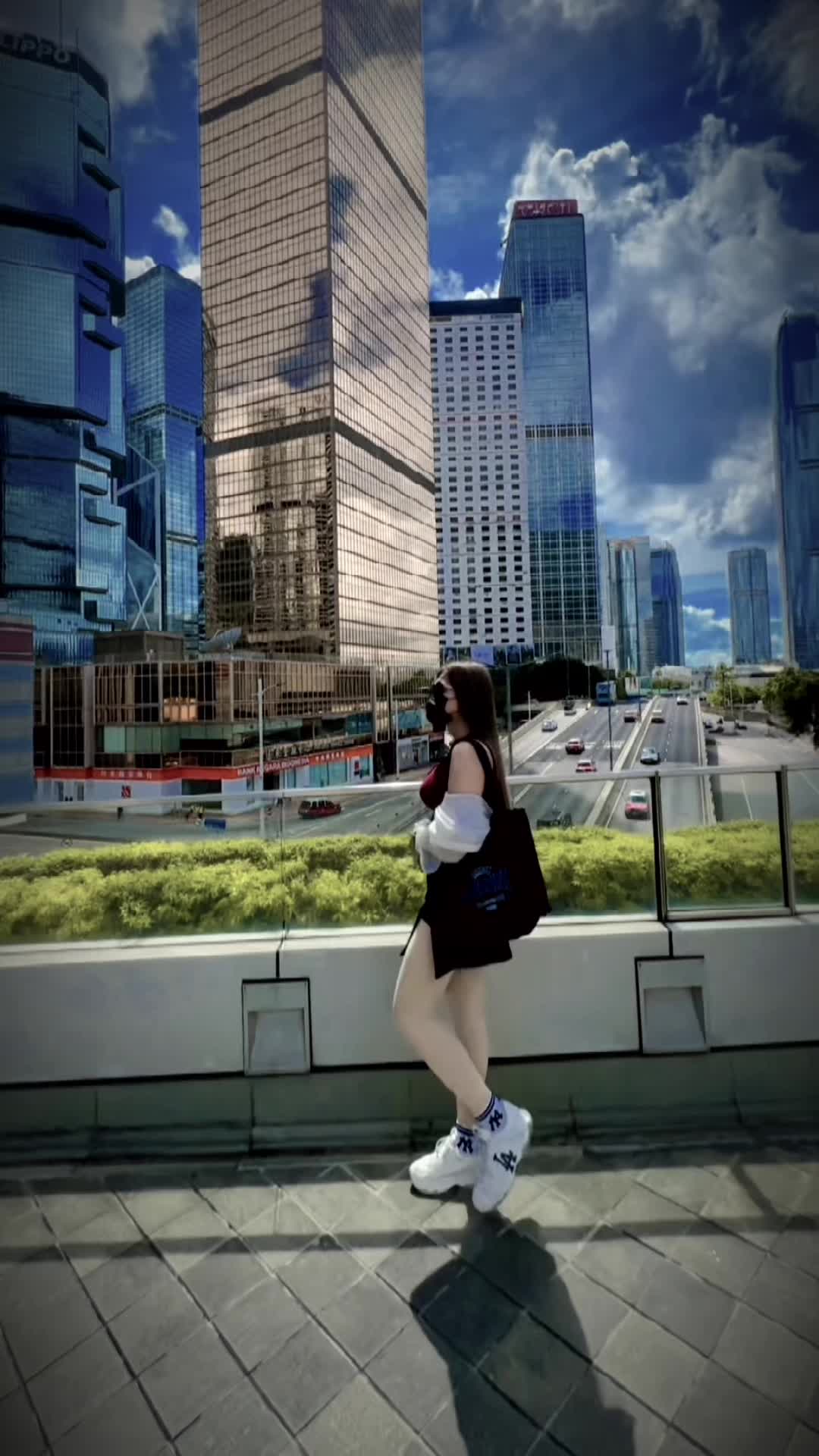 @AMI AGHATA🇭🇰