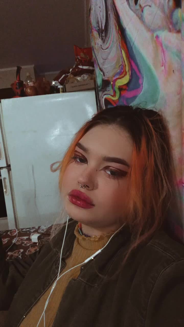 @Ximene