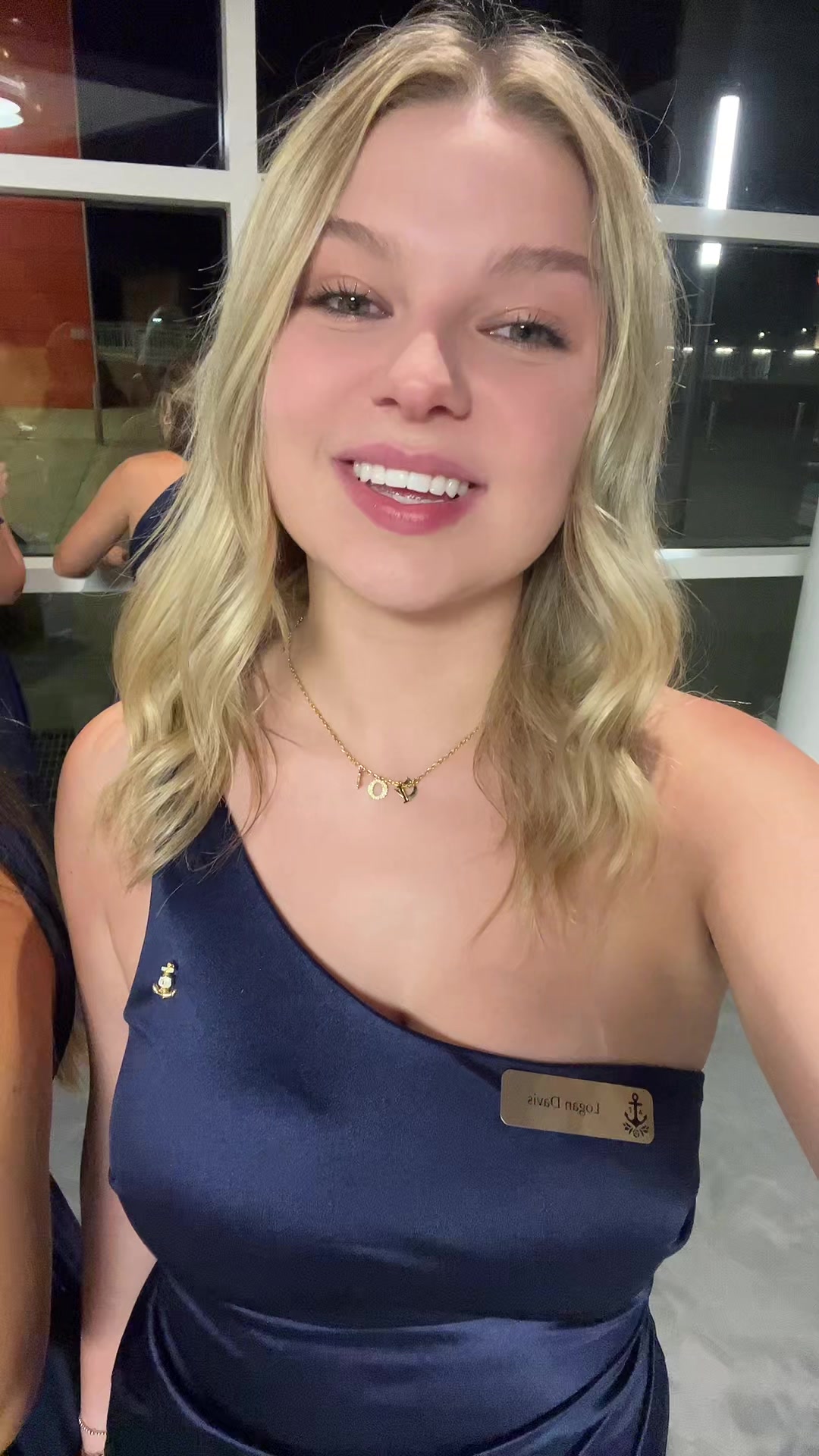 @Lo
