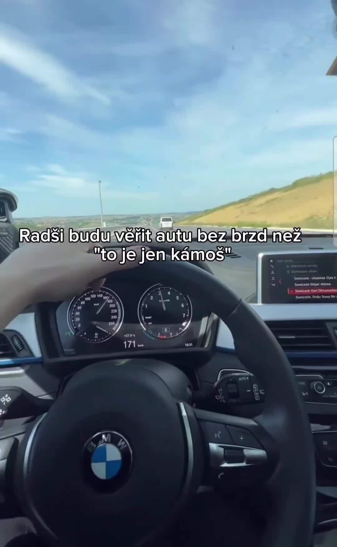 @adamvystrkoriginal