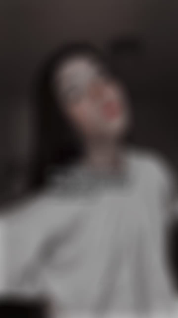 @Andreza || 3.3k hellos!