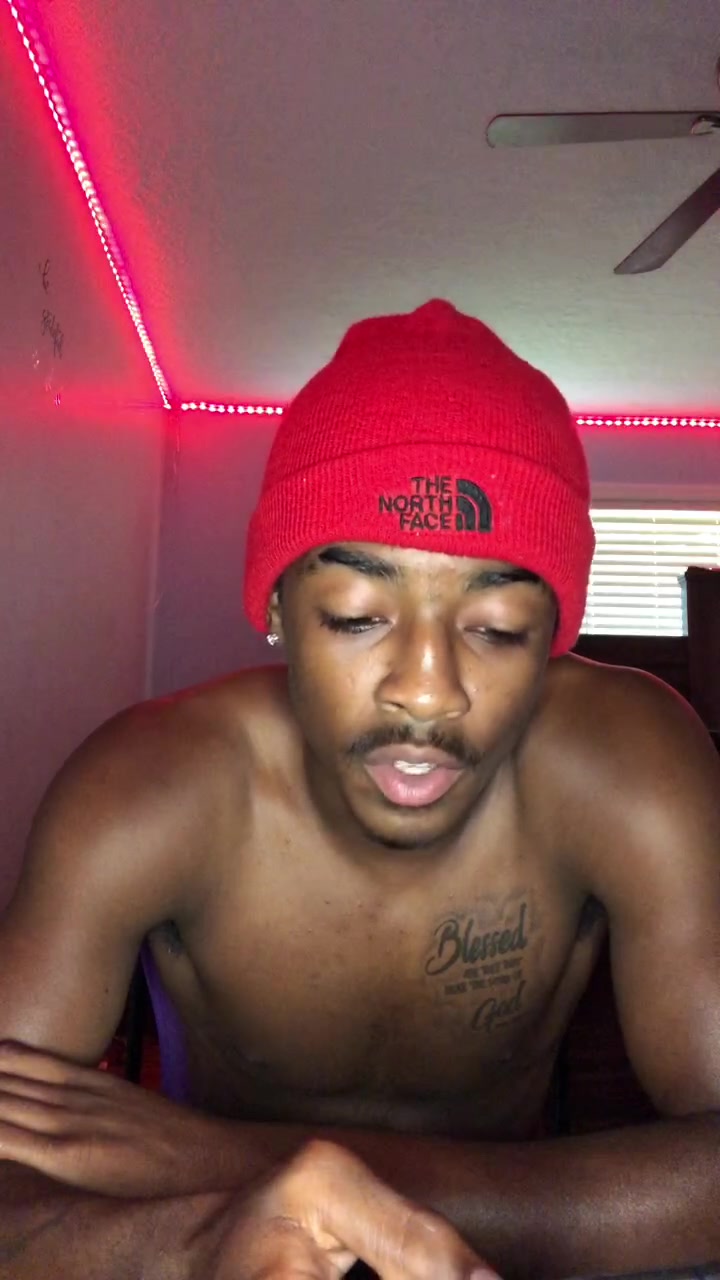 @brokenuser