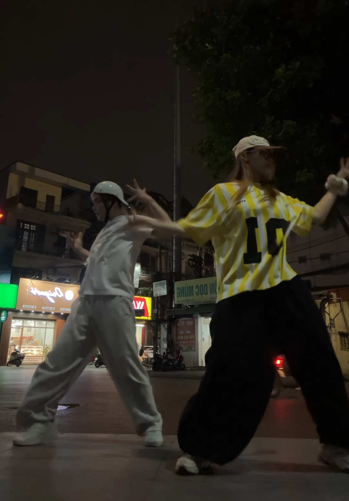 @Diệu