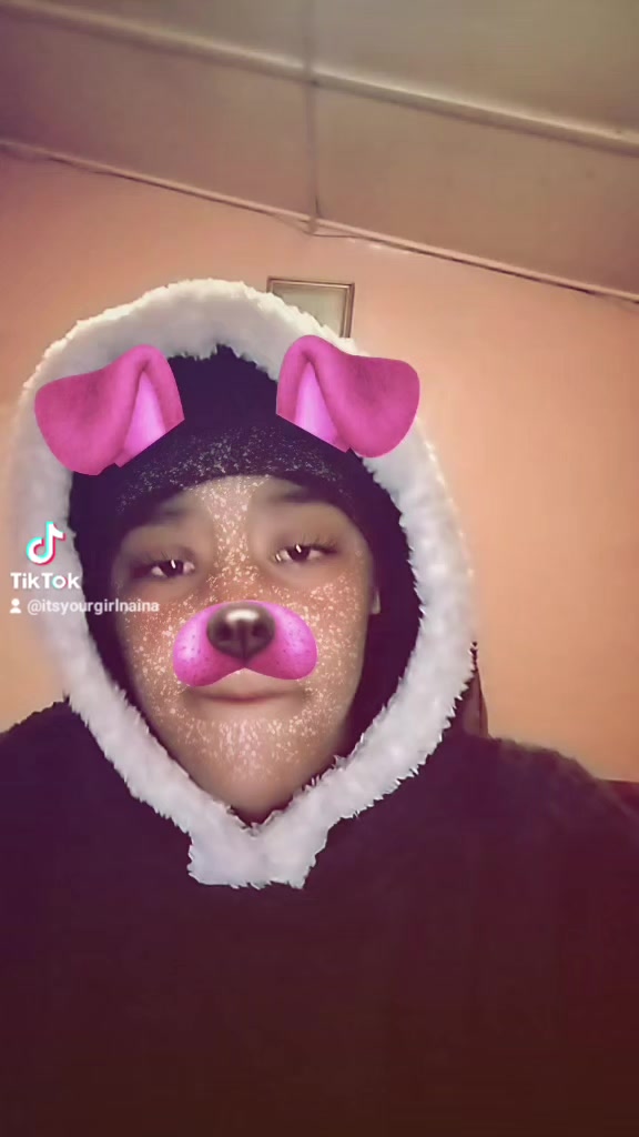 @Nainastubborn 🤭🤪🤞