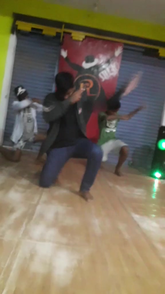 @✊"DiE_FoR_DaNcE"✊