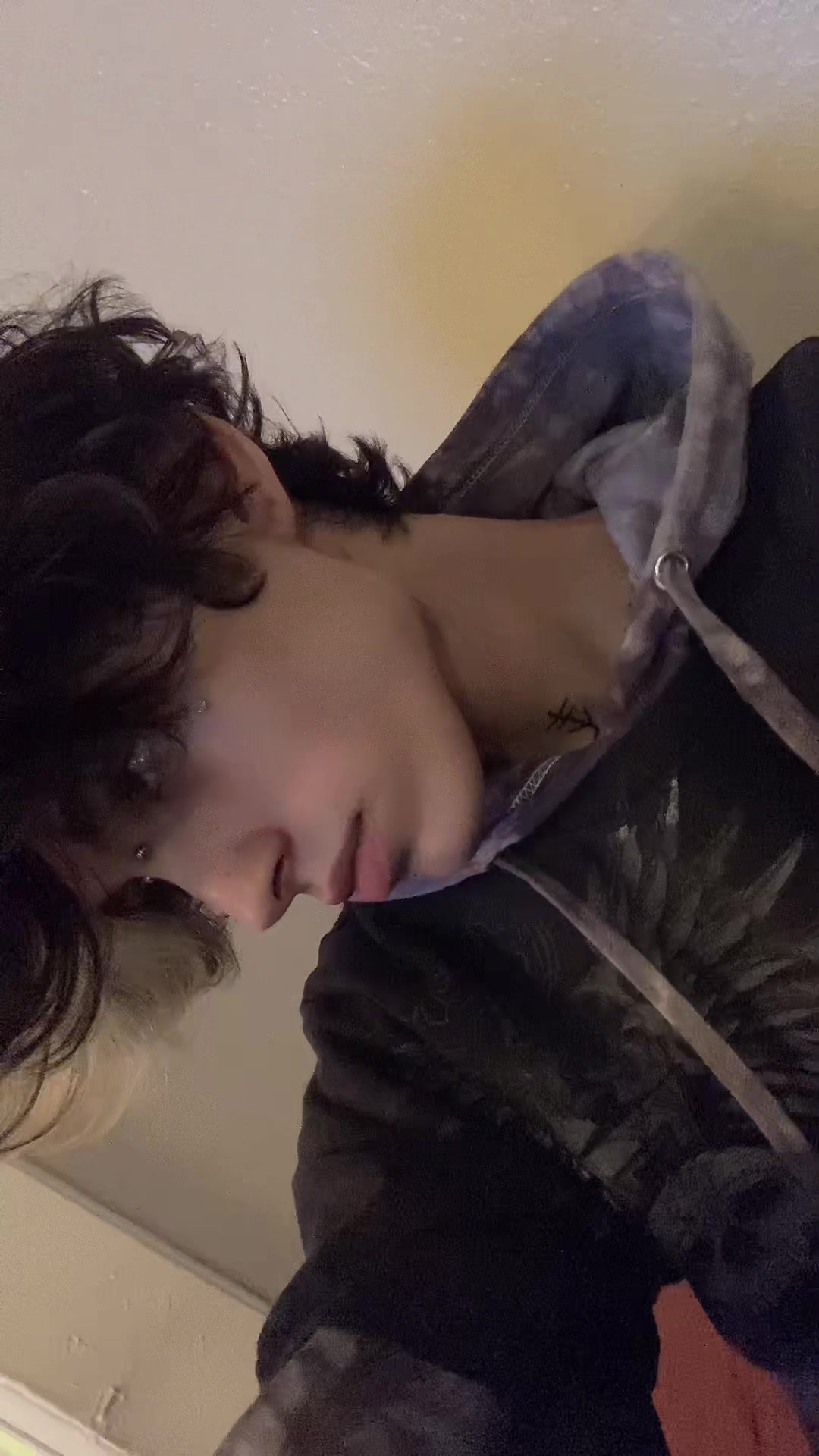 @P </3