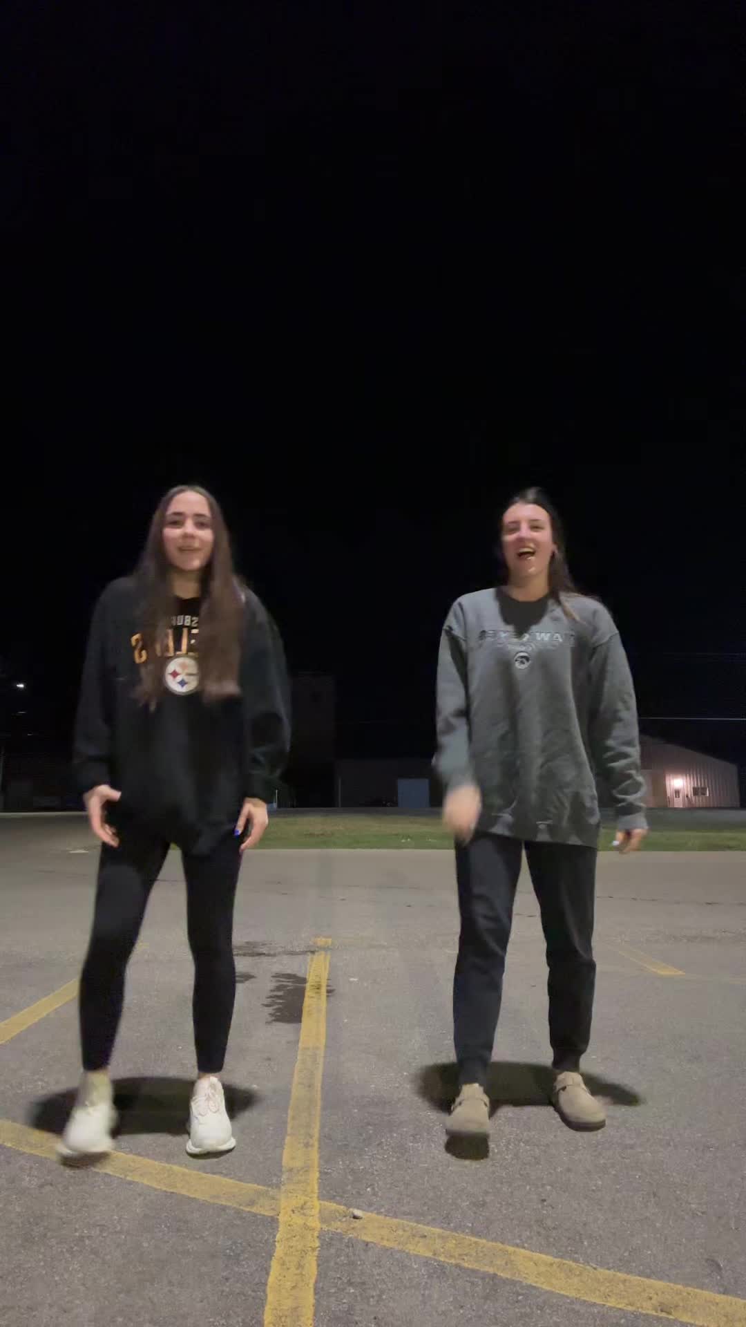 @Joslynn