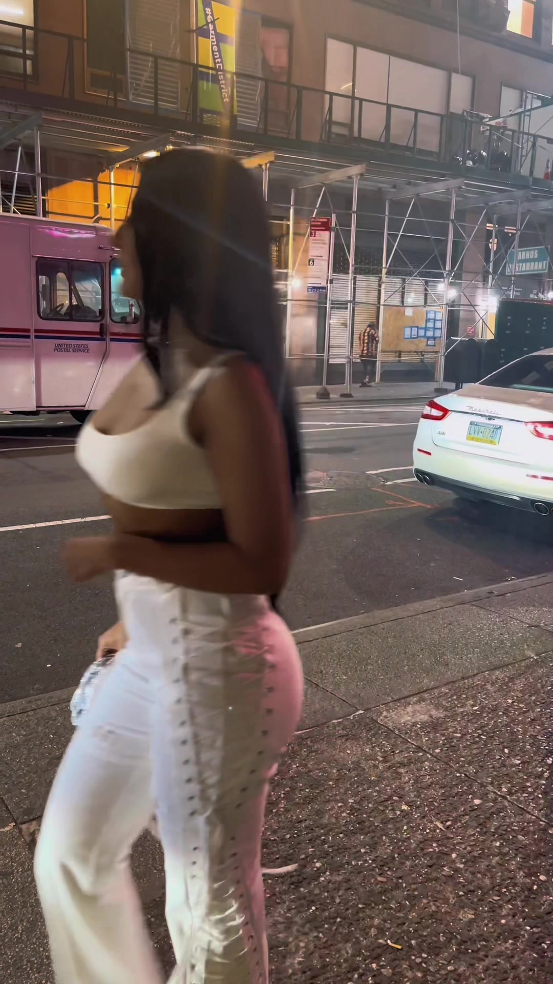 @irina_arias