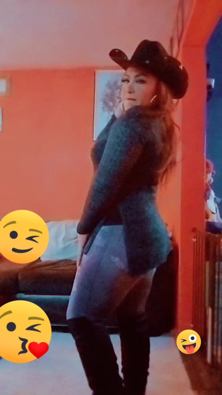 @๐isabel๐๐๐๐บ๐ผ๐๐