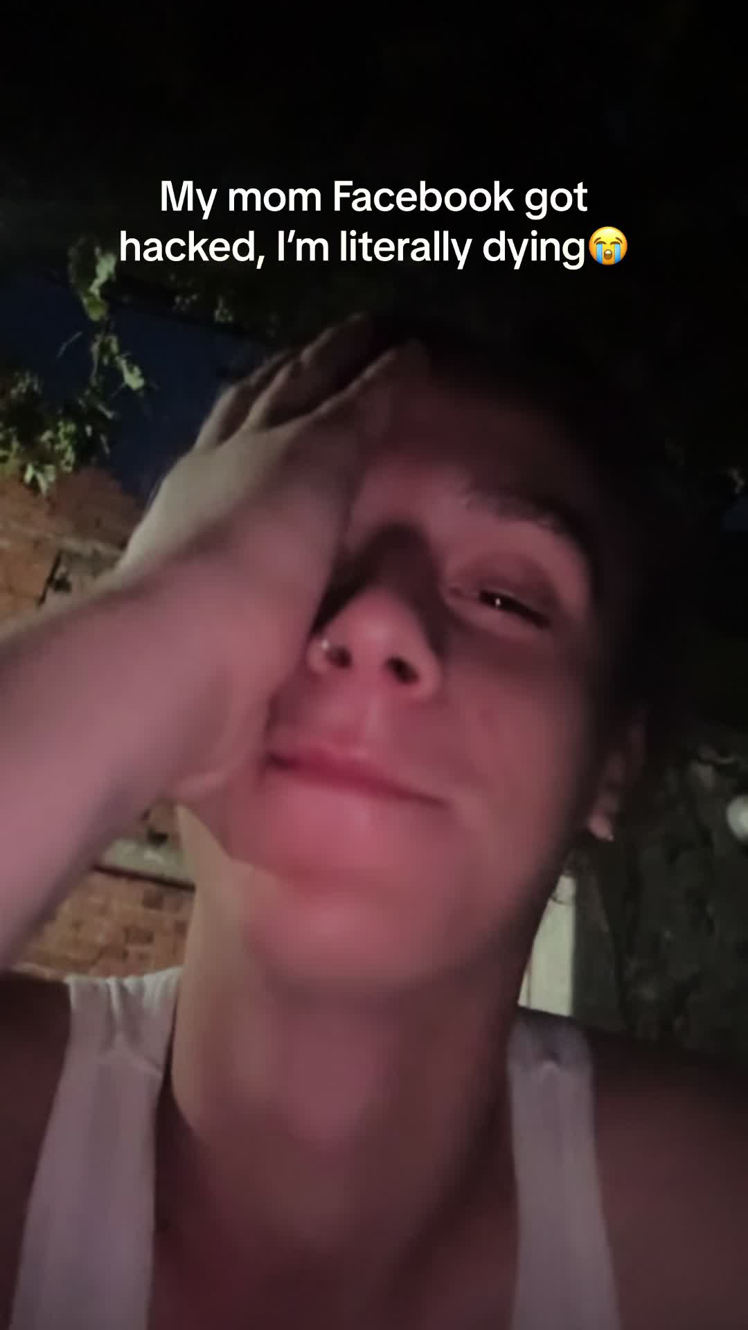 @Leo