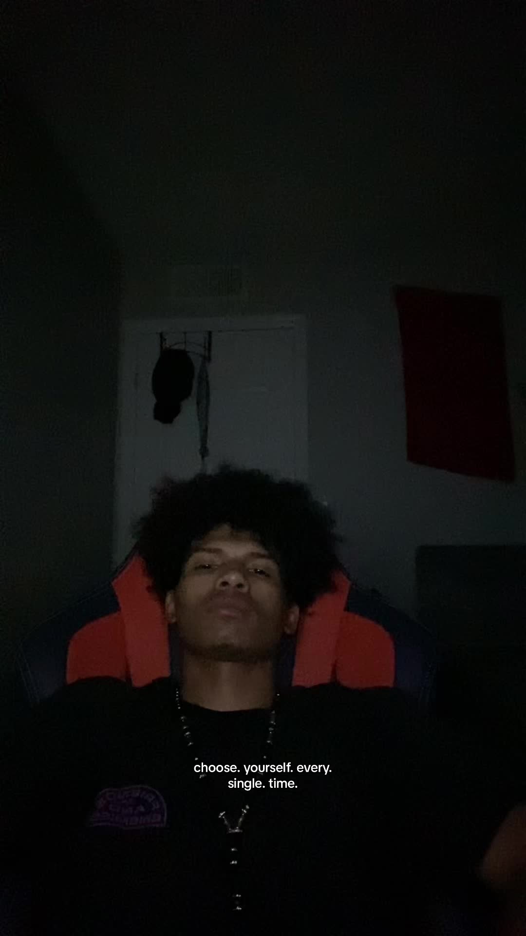 @👤